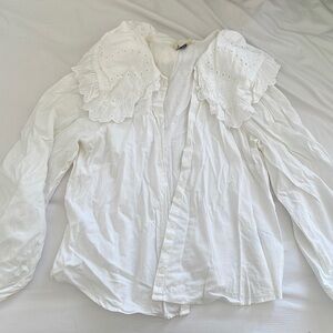 Universal Thread big eyelet collar  shirt M